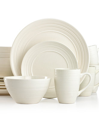 Thomson Pottery Ripple White 16-Pc. Set, Service for 4